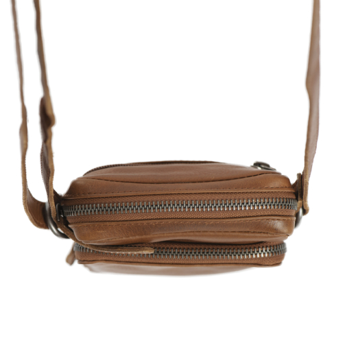 The Chesterfield Brand Waxed Pull Up Bruin