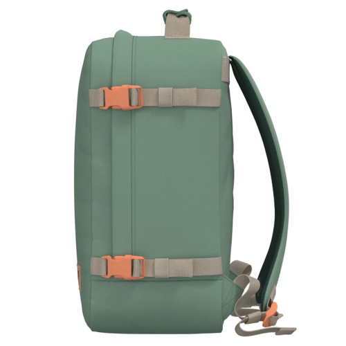 CabinZero Classic 36 Rood