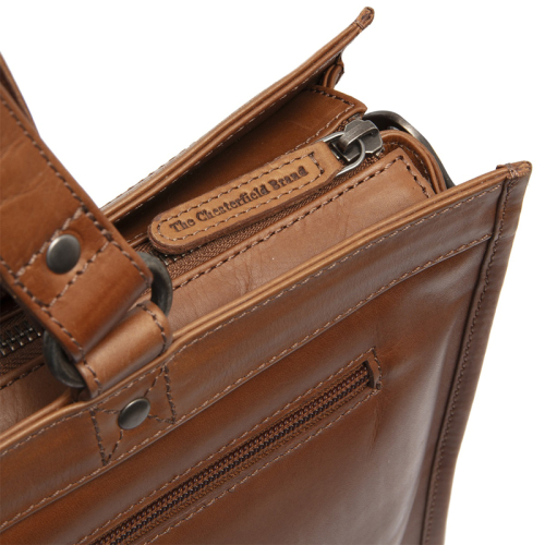 The Chesterfield Brand Waxed Pull Up Bruin