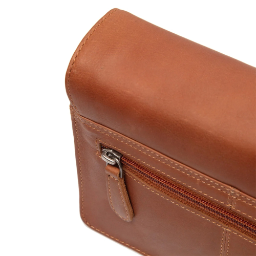 The Chesterfield Brand Waxed Pull Up Bruin