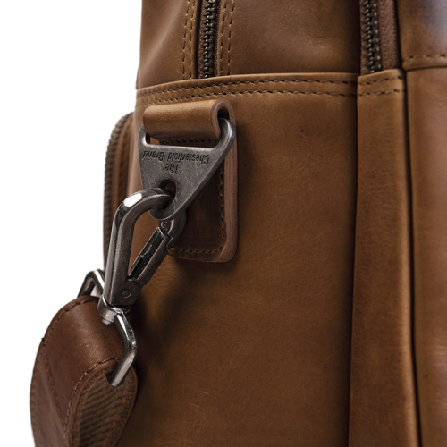 The Chesterfield Brand Waxed Pull Up Bruin