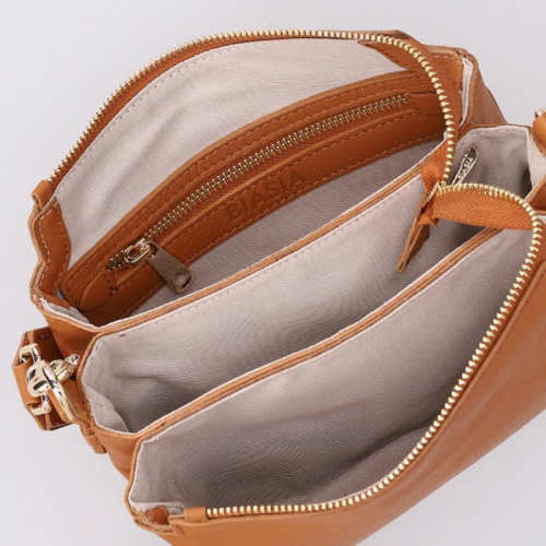 Biasia Feather Small Bruin