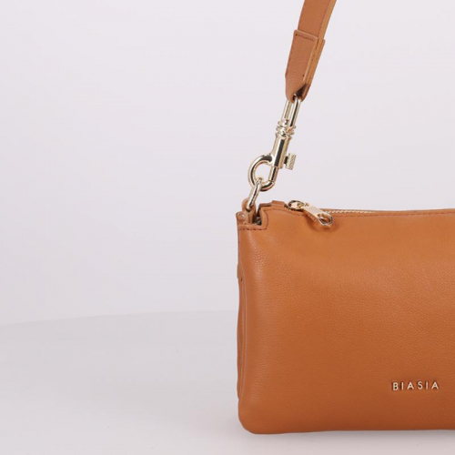 Biasia Feather Small Bruin