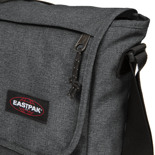 Eastpak Delegate Zilver